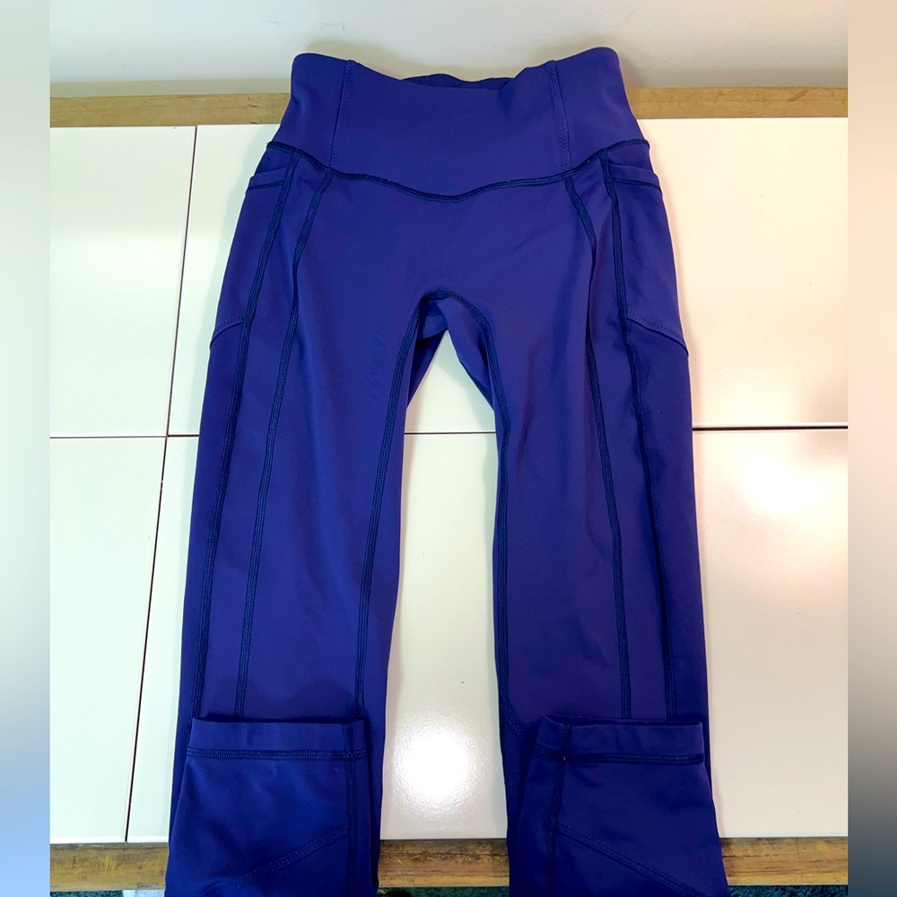Lululemon cropped leggings size 6